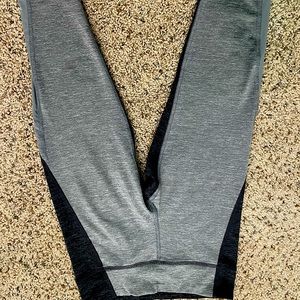 Like New!  Old Navy Active Go Dry leggings
